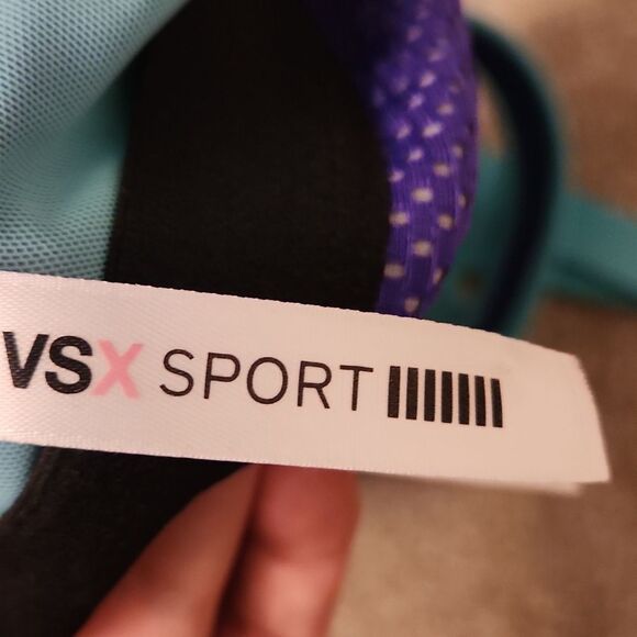Victoria's Secret VSX Sport Purple & Blue Sports Bra Mesh Overlayer Size 32DDD - Picture 7 of 8